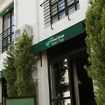 ベッド・アンド・ブレックファスト ザ グリーン グース